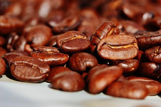 how to grind coffee beans at home